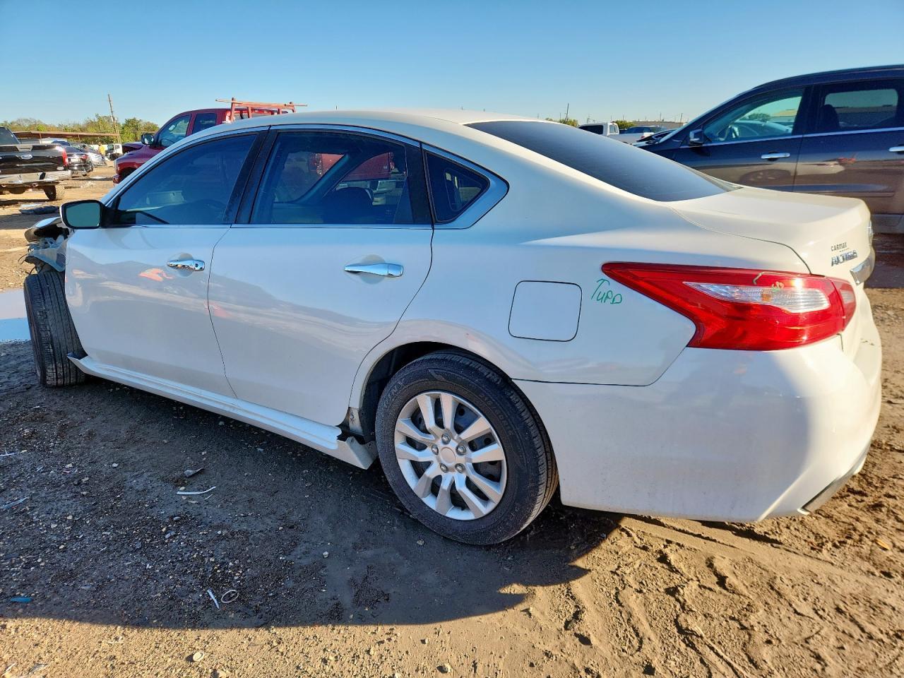 2018 Nissan Altima 2.5 - Фото 2