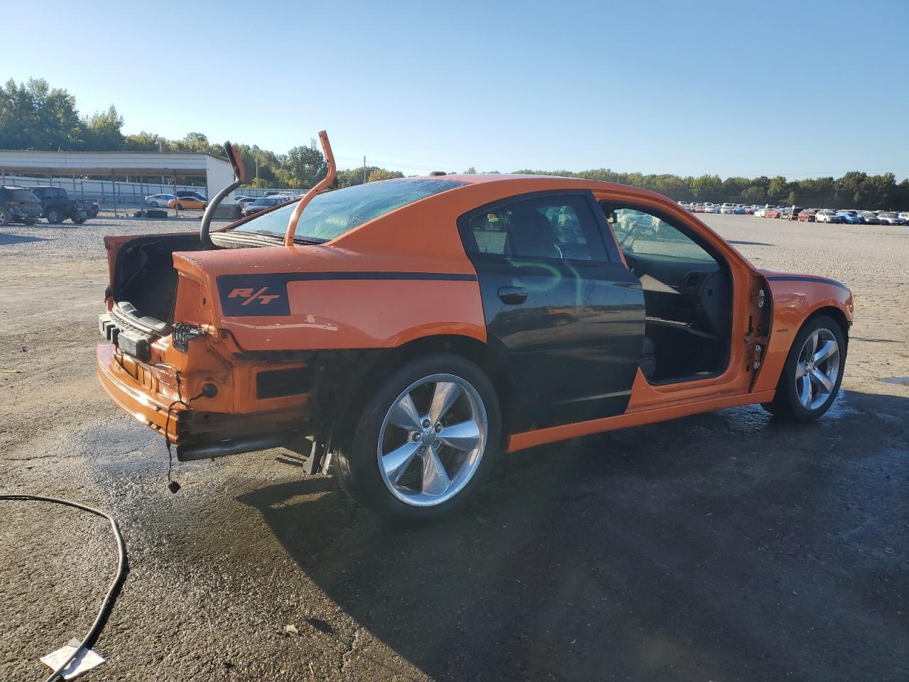 2014 Dodge Charger R - Image 3