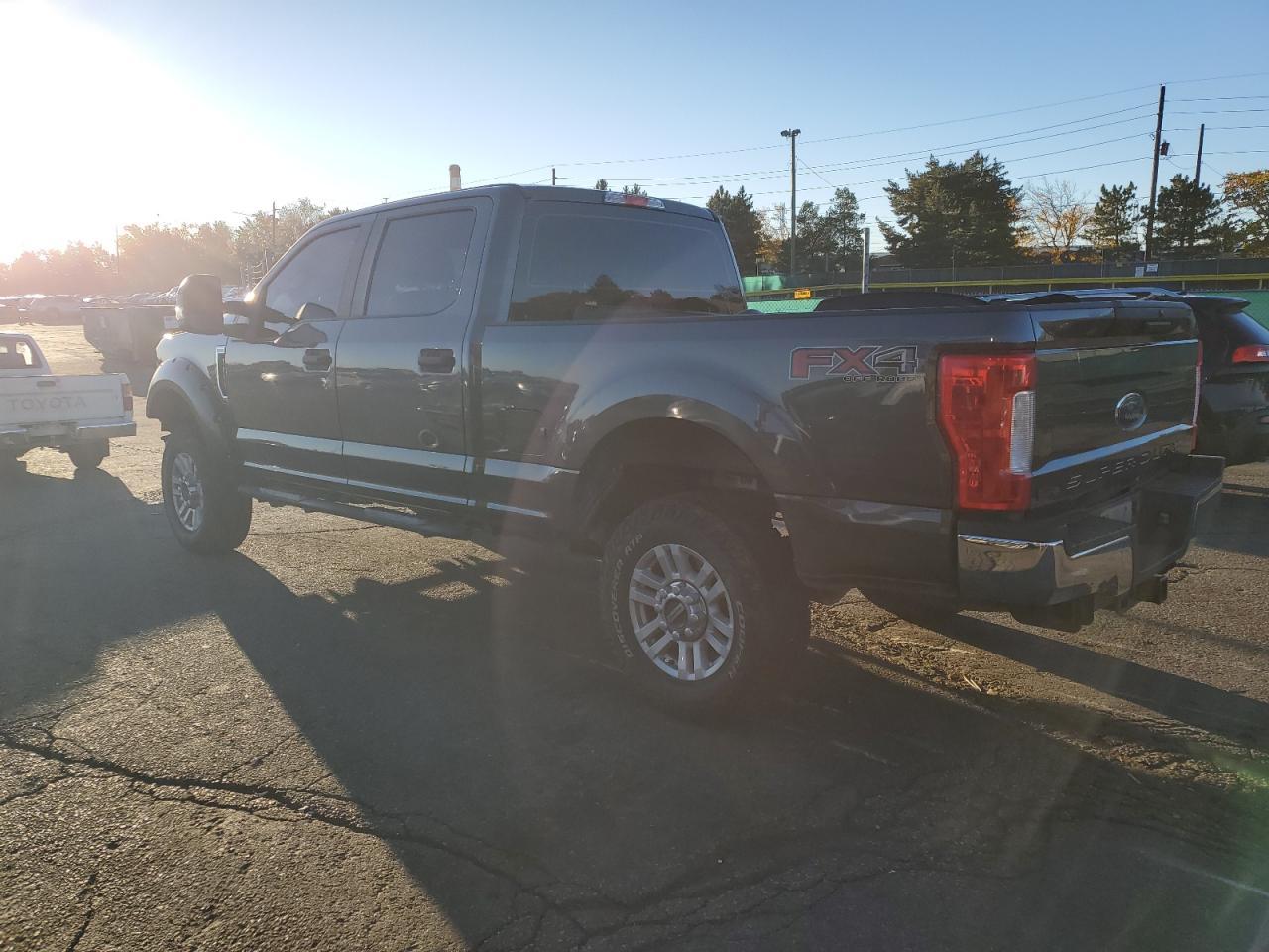 2019 Ford F250 Super Duty - Image 2
