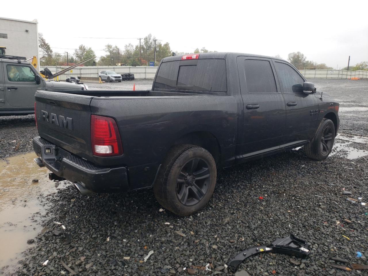 2017 Ram 1500 Sport - Фото 3