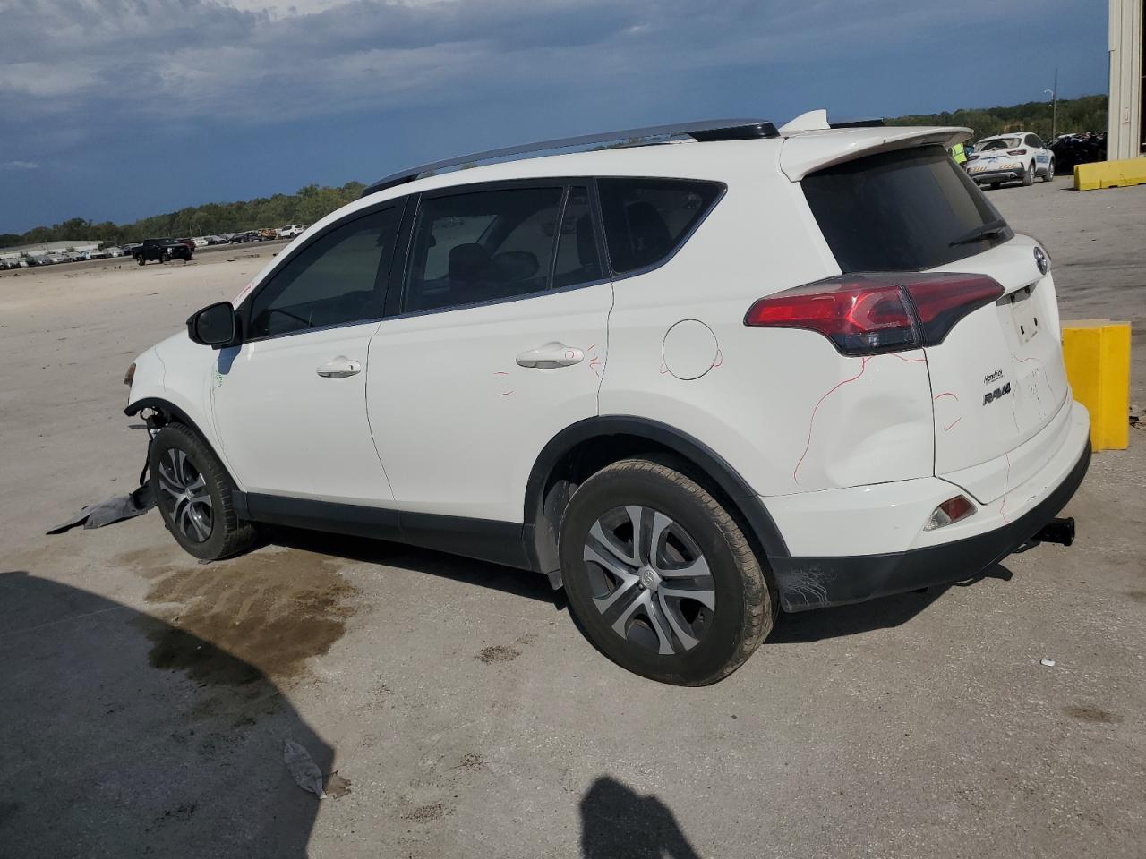 2017 Toyota Rav4 Le - Image 2