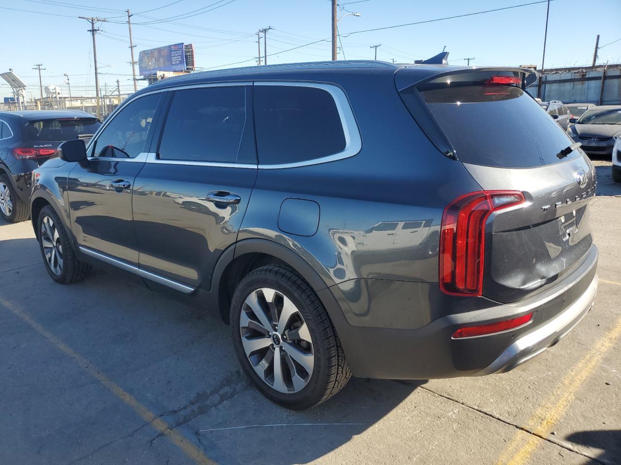 2021 Kia Telluride S - Фото 2