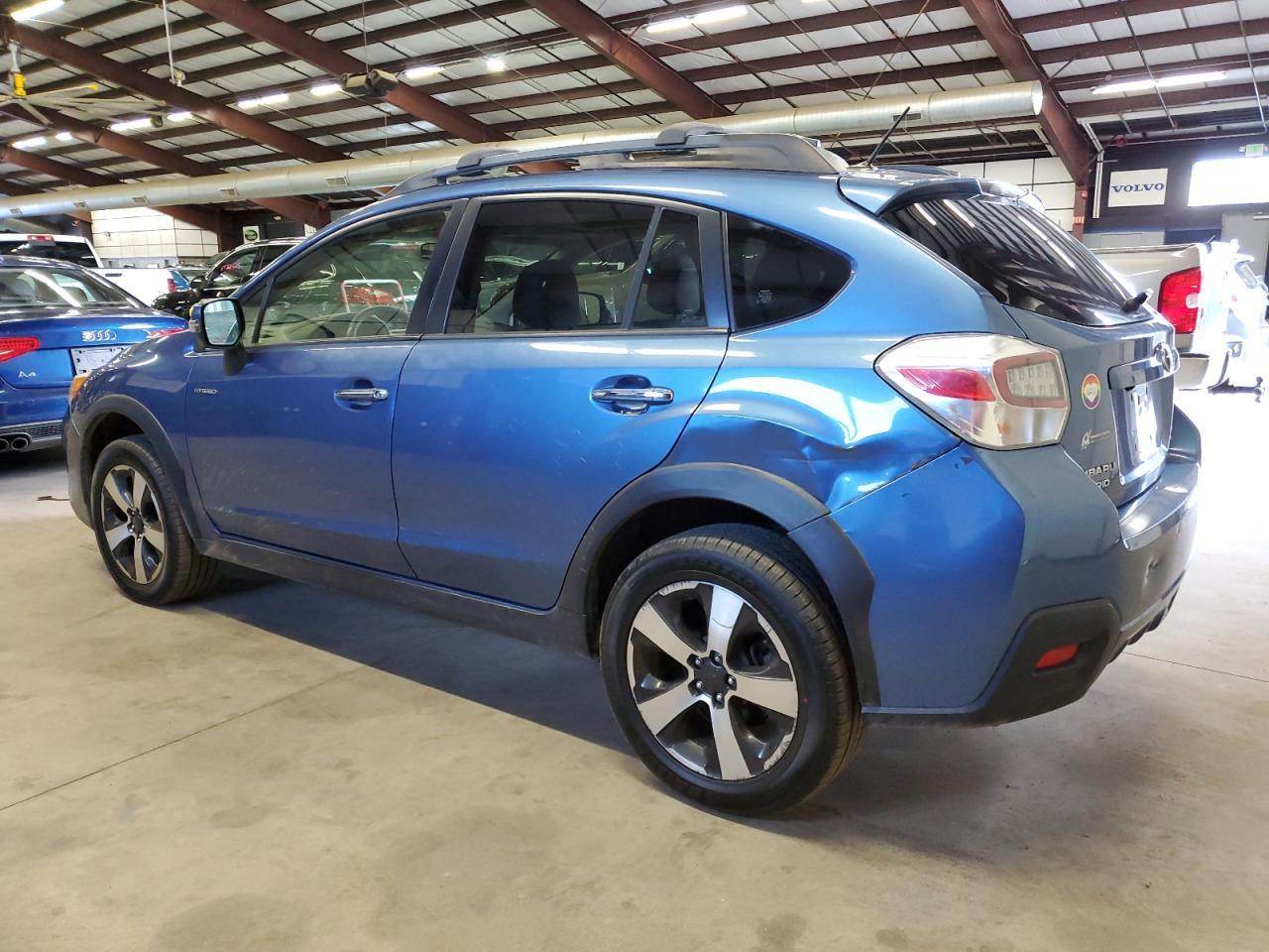 2014 Subaru Xv Crosstrek 2.0I Hybrid Touring - Image 2