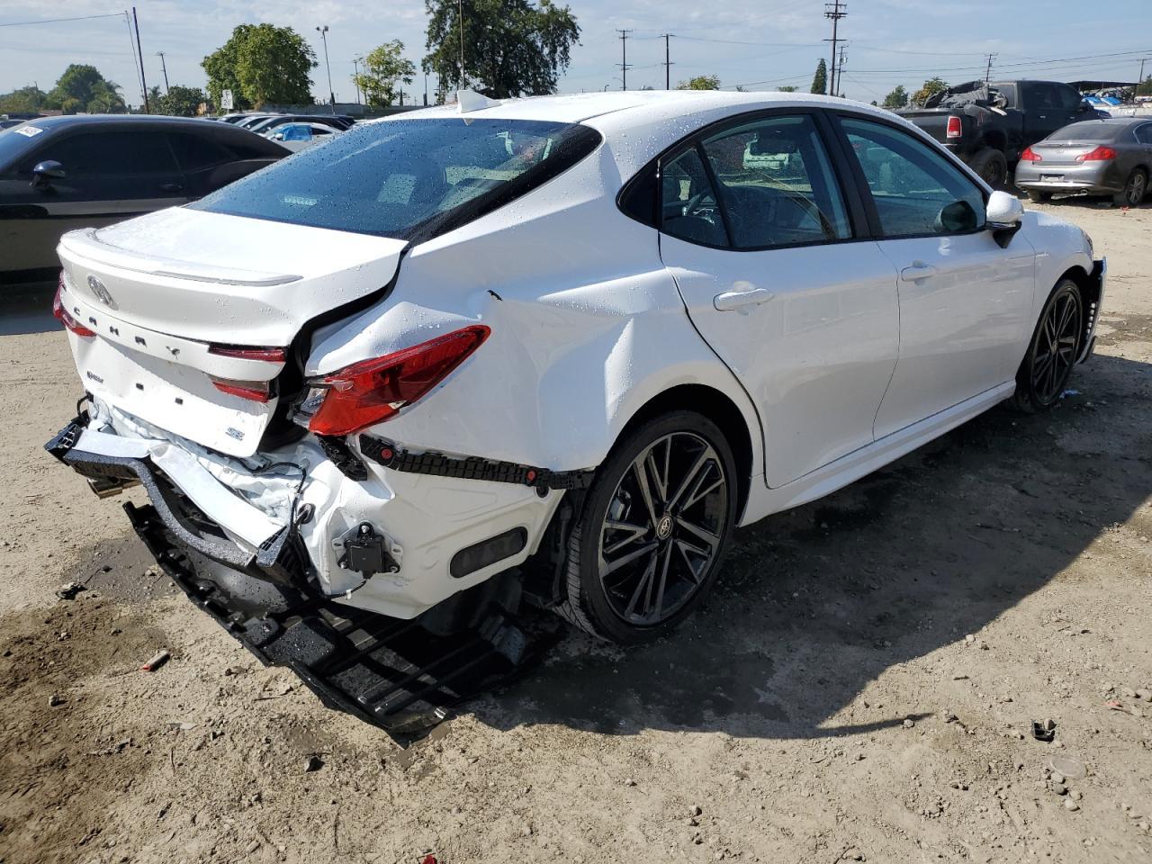 2025 Toyota Camry Xse - Image 3