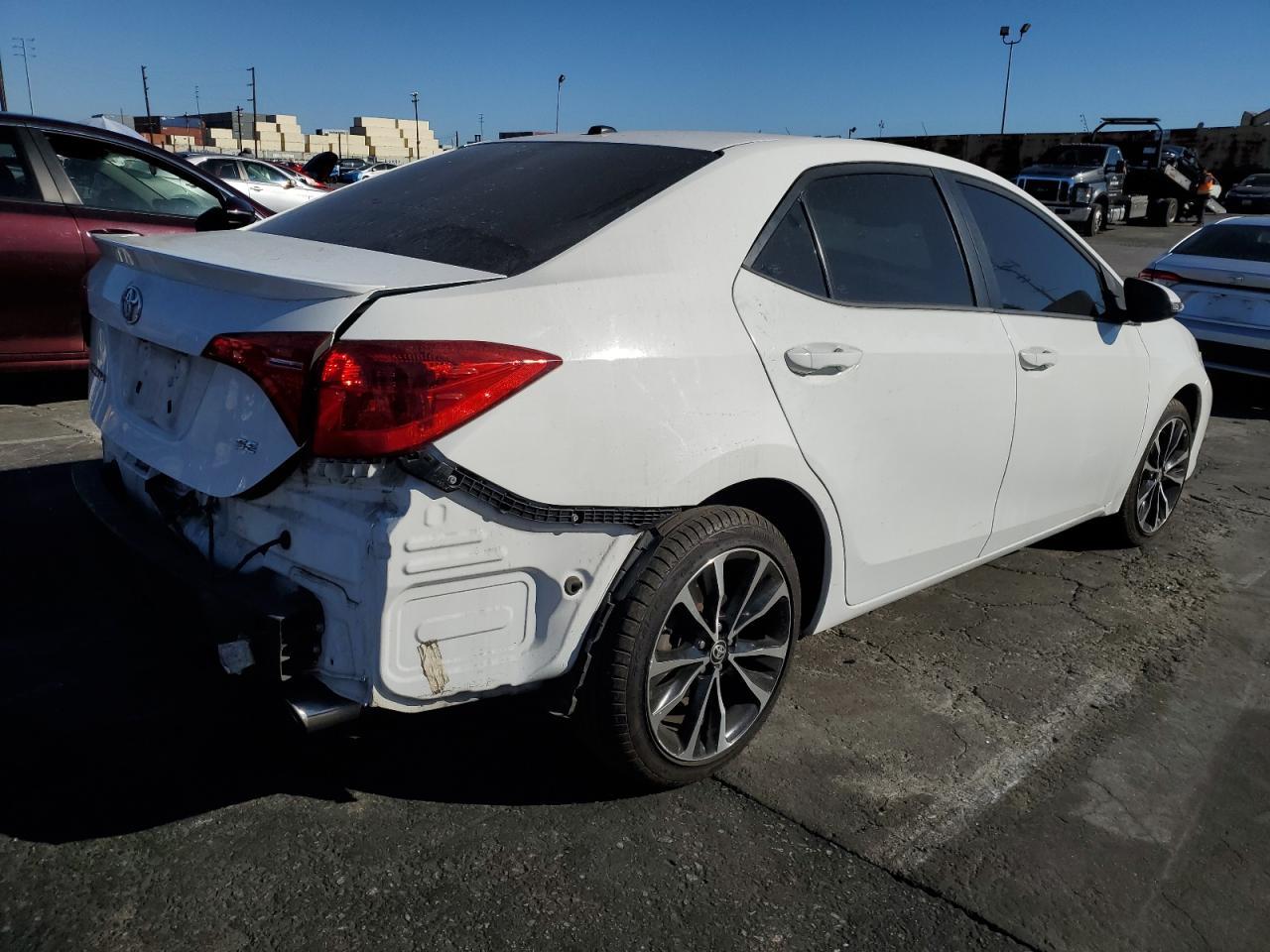 2019 Toyota Corolla L - Фото 3
