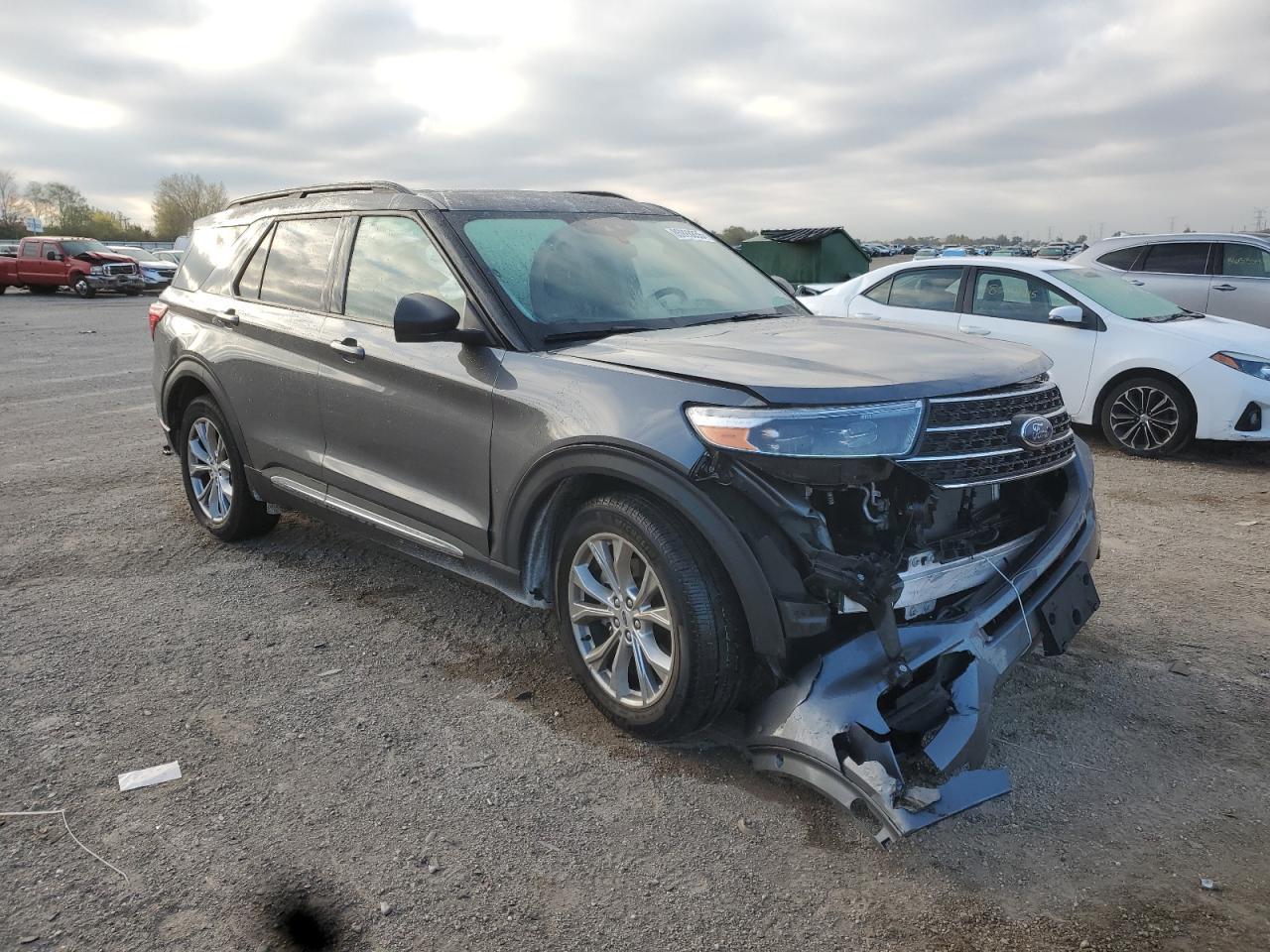 2022 Ford Explorer Xlt - Фото 4