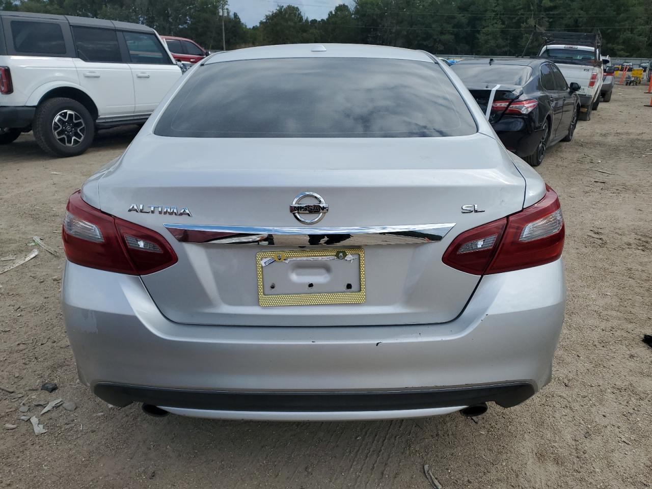 2018 Nissan Altima 2.5 - Image 6