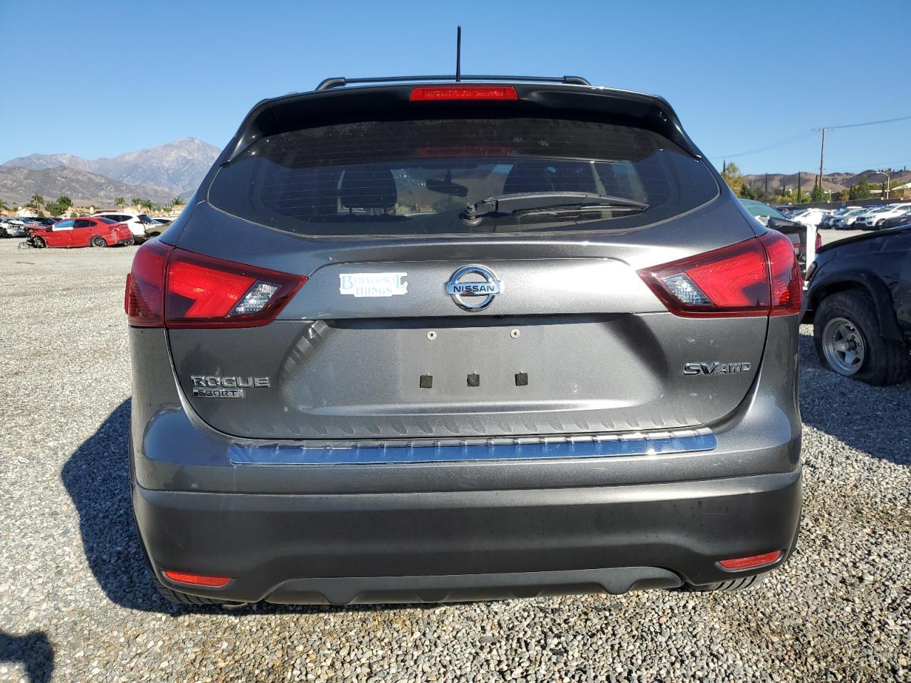 2017 Nissan Rogue Sport S - Image 6