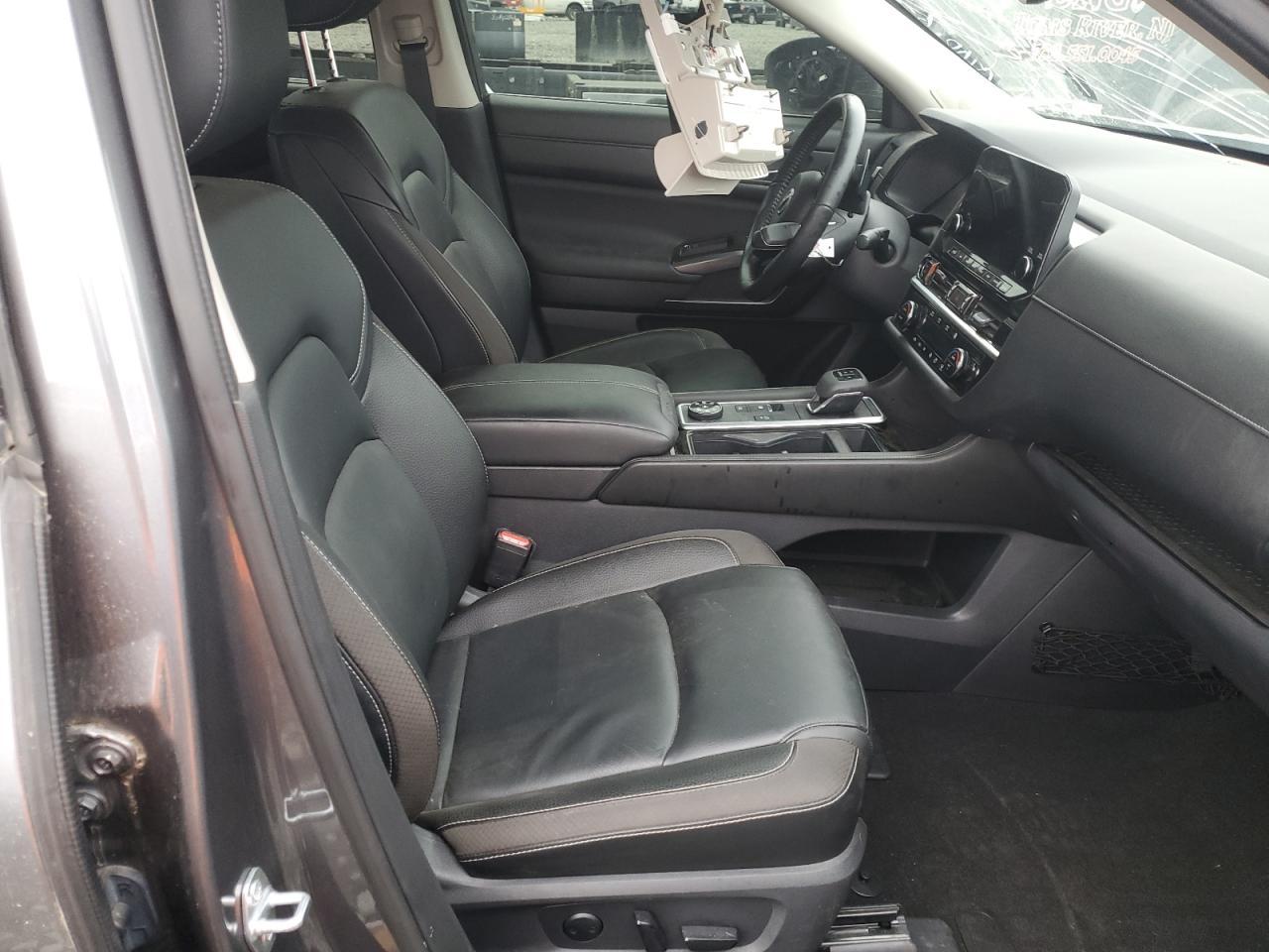 2023 Nissan Pathfinder Sl - Фото 7