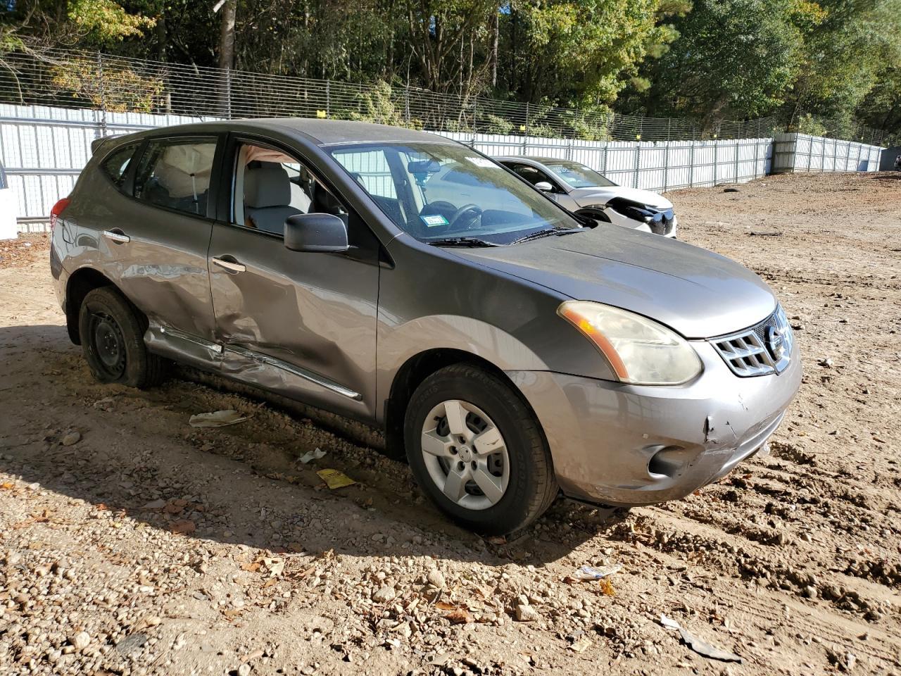 2013 Nissan Rogue S - Image 4