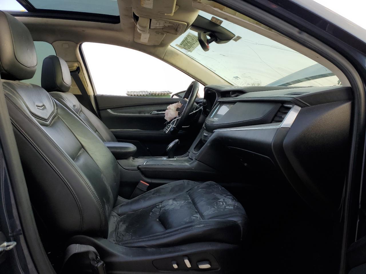 2018 Cadillac Xt5 Luxury - Image 7