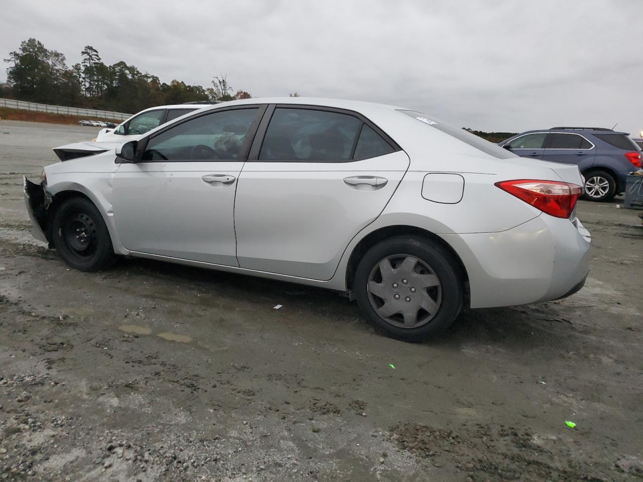 2017 Toyota Corolla L - Фото 2