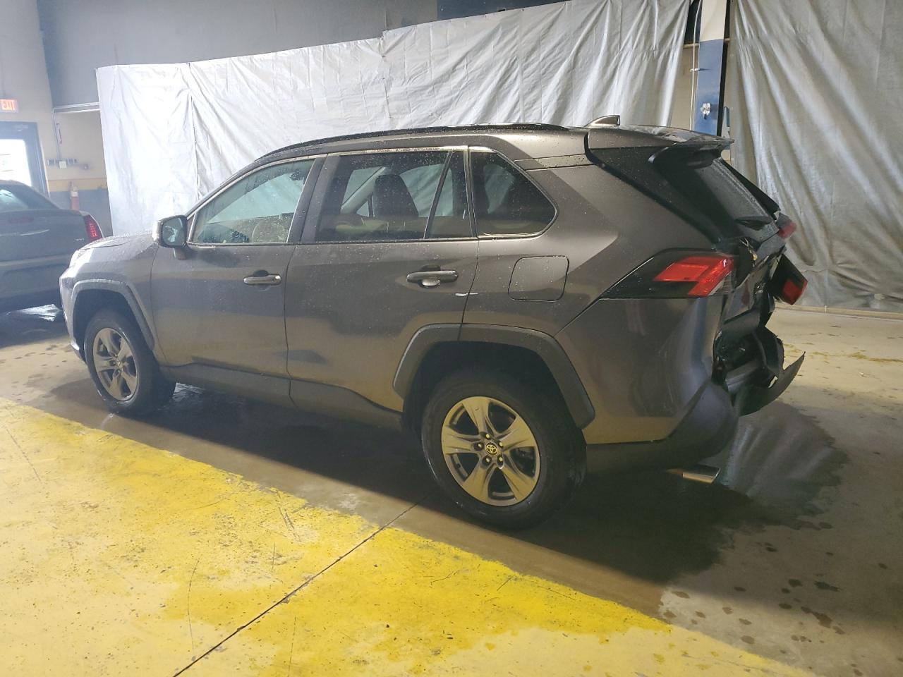 2024 Toyota Rav4 Xle - Фото 2