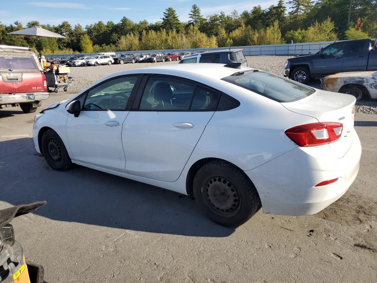 2016 Chevrolet Cruze Ls - Фото 2