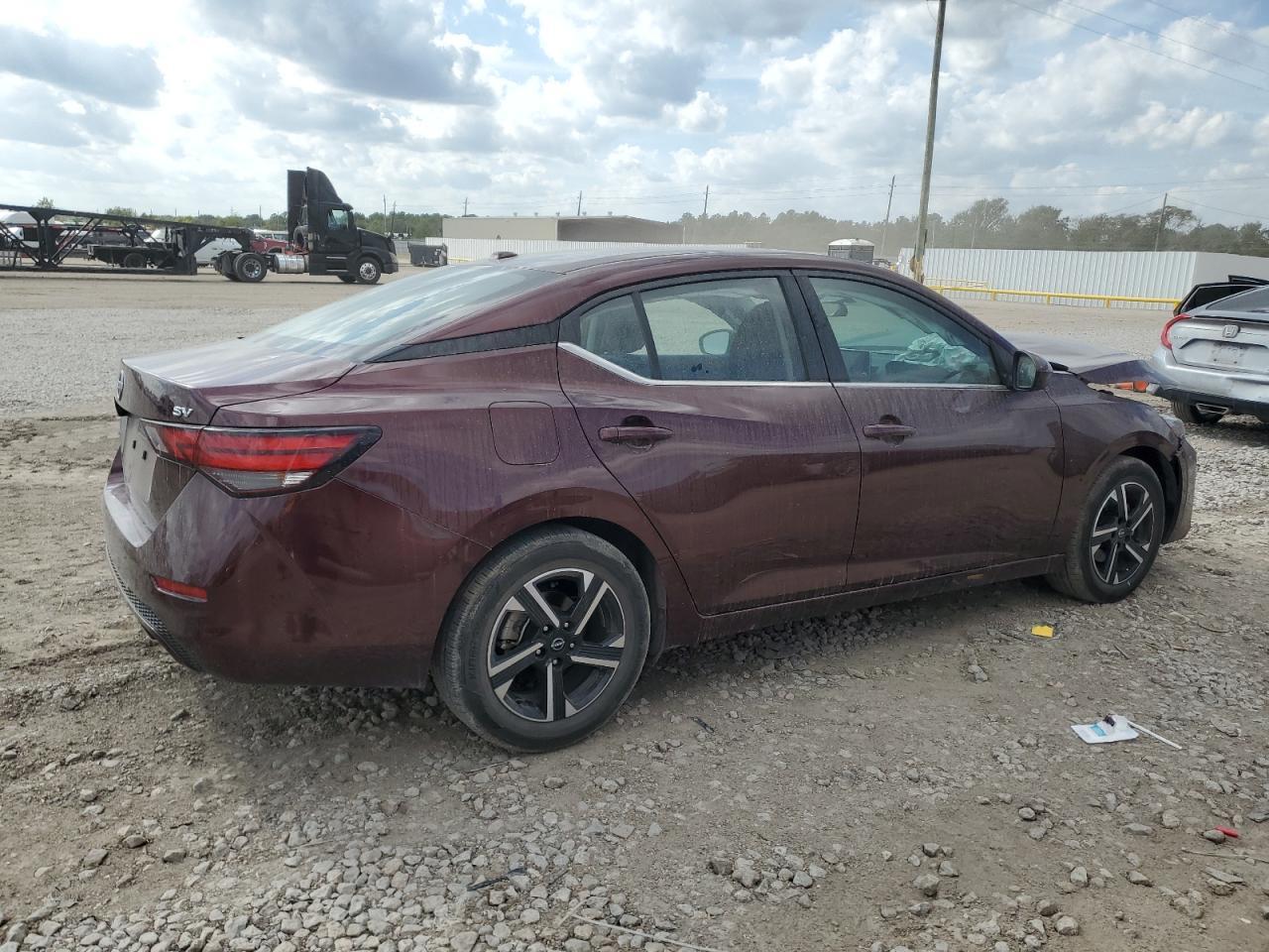 2024 Nissan Sentra Sv - Image 3
