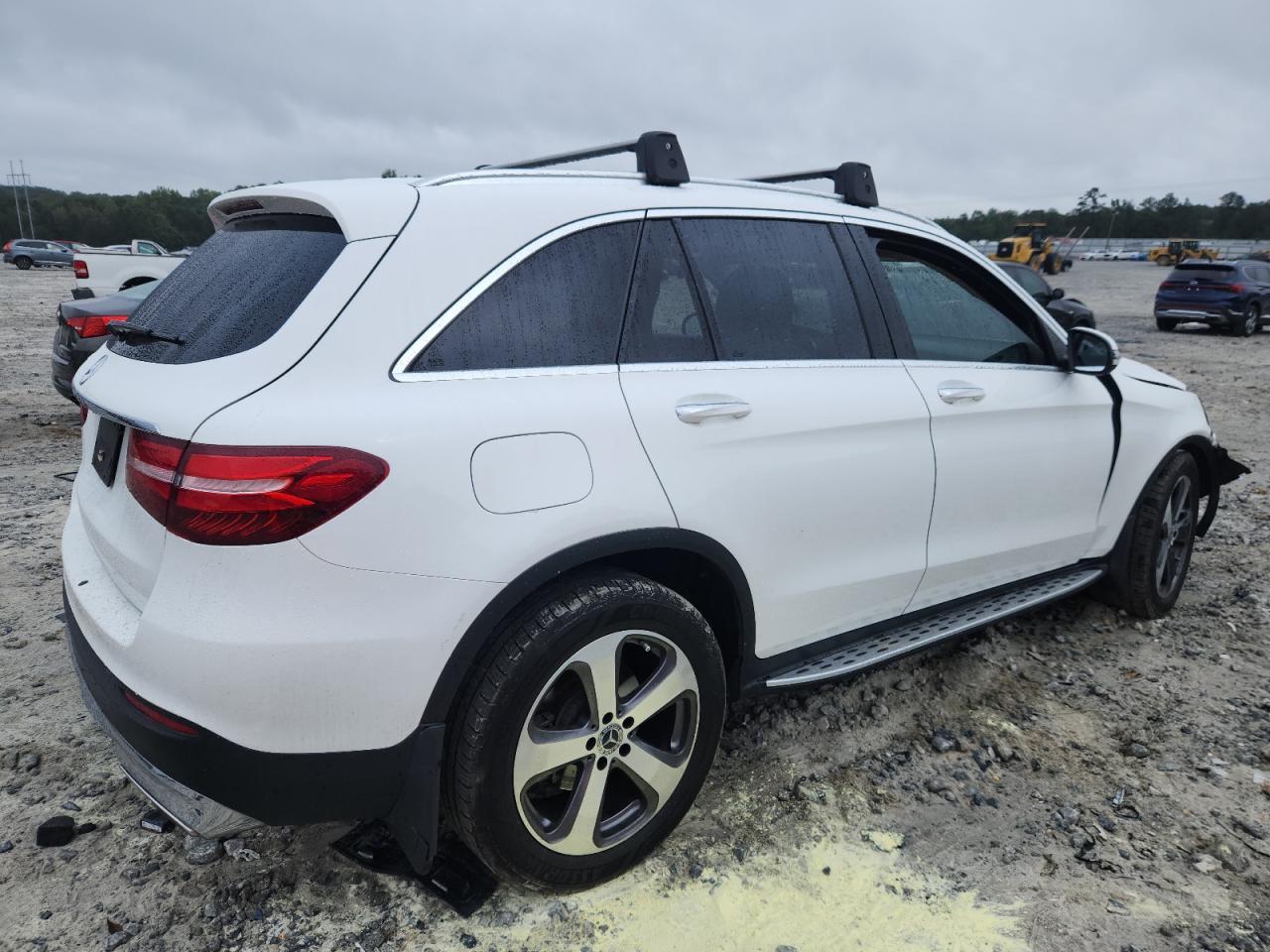 2019 Mercedes-Benz Glc 300 - Image 3