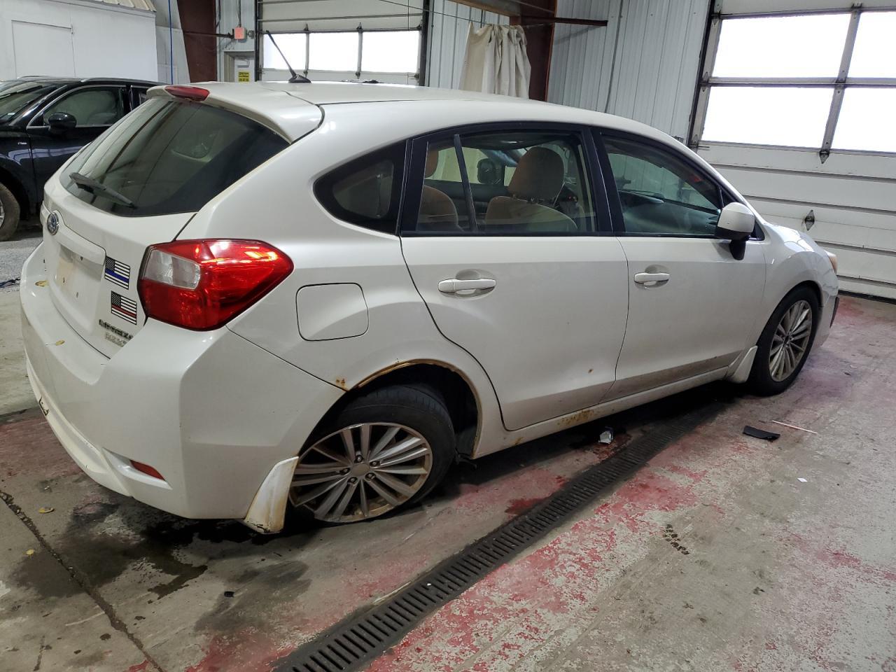 2014 Subaru Impreza Premium - Image 3