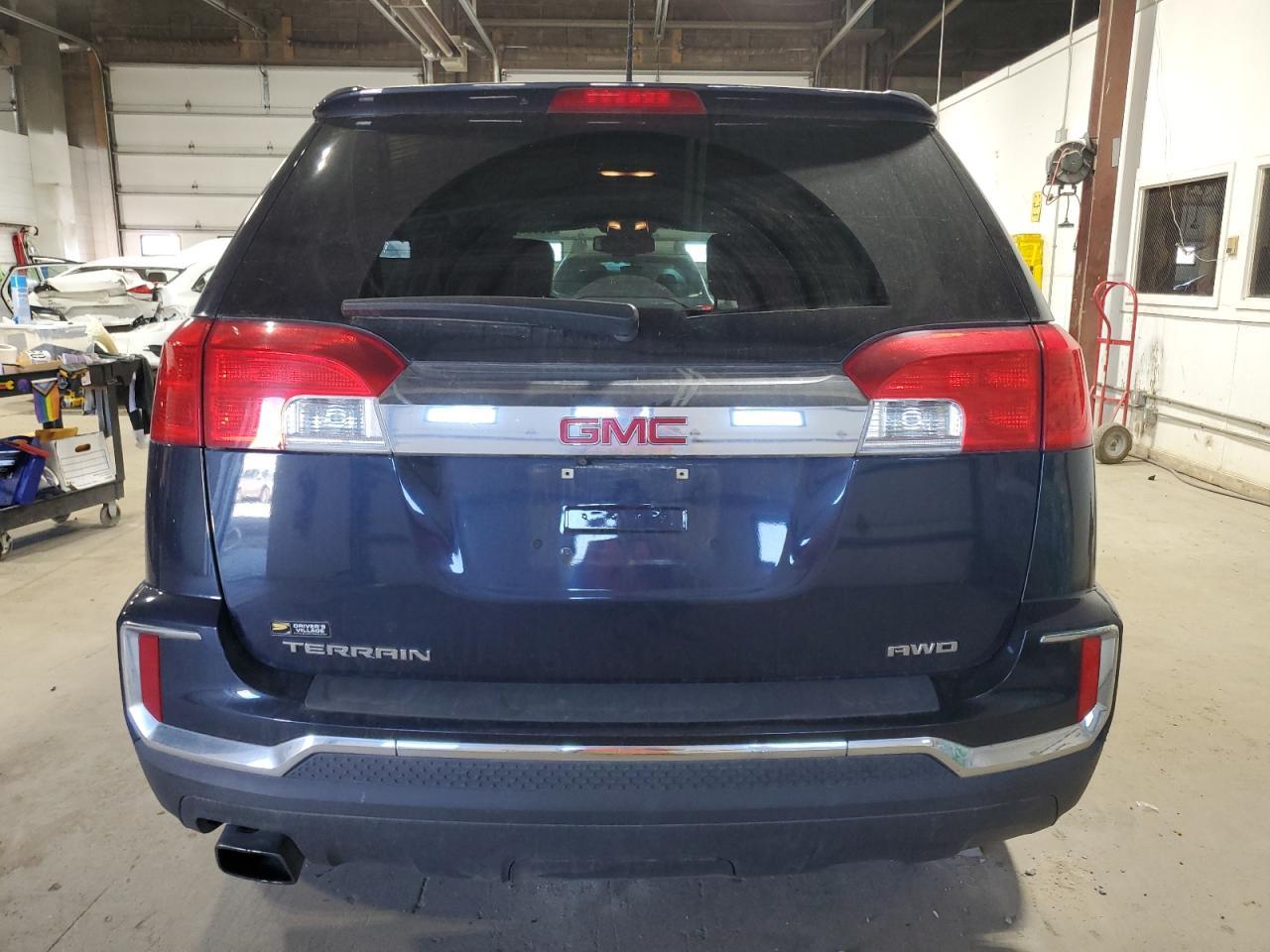 2017 GMC Terrain Slt - Image 6