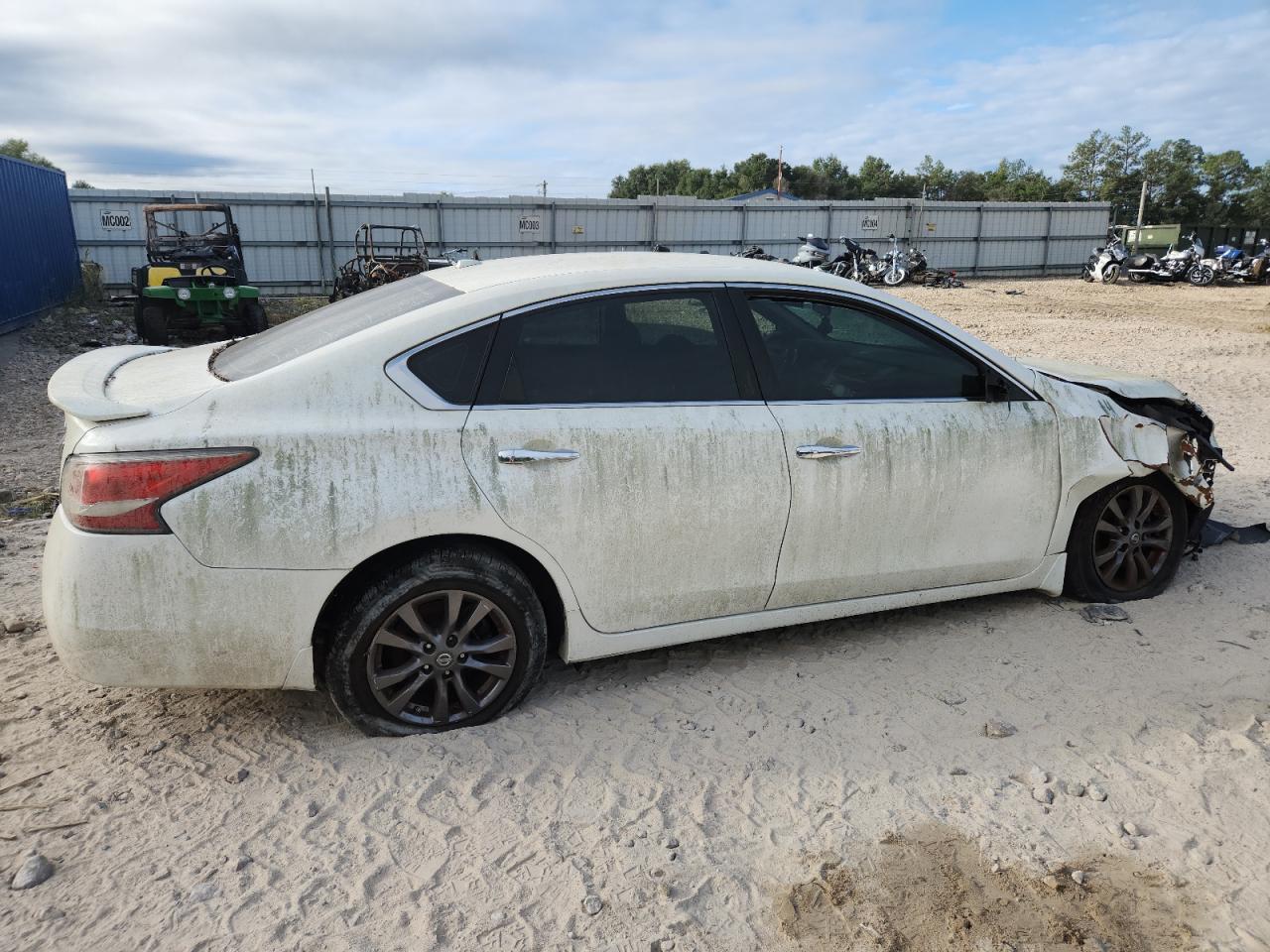 2015 Nissan Altima 2.5 - Фото 3