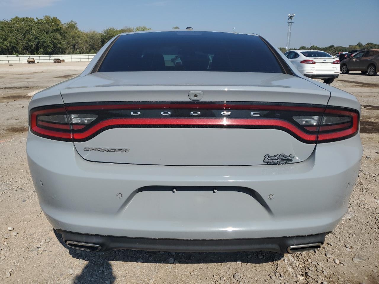 2022 Dodge Charger Sxt - Фото 6