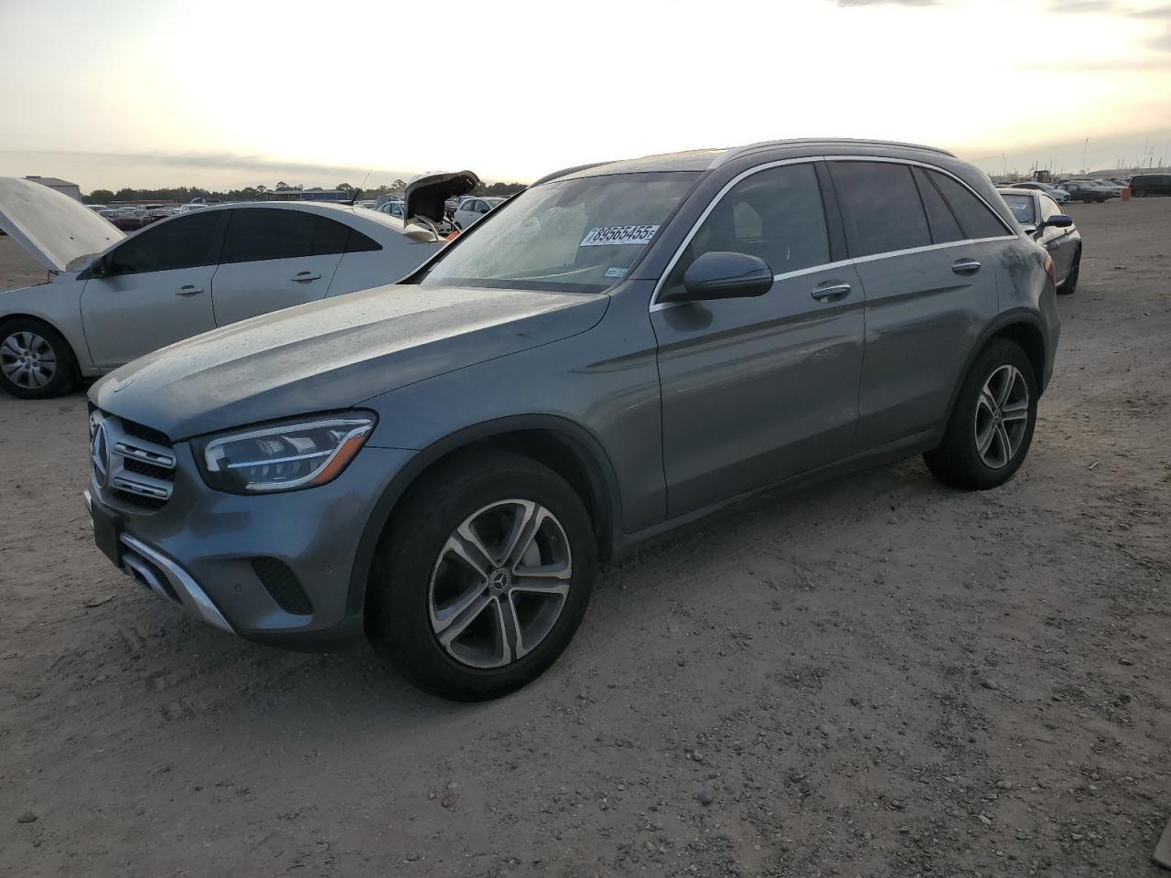 2021 Mercedes-Benz Glc 300