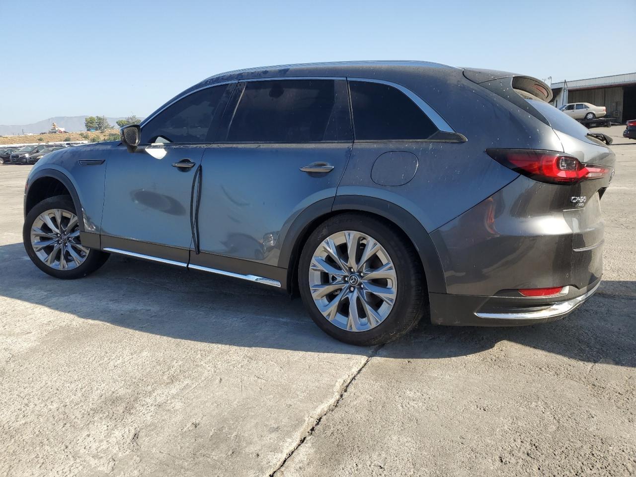 2024 Mazda Cx-90 Premium - Image 2
