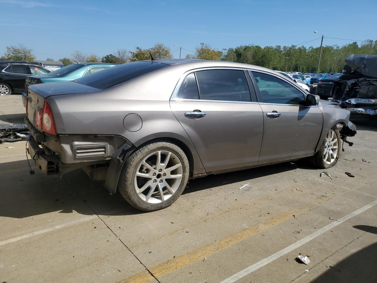 2011 Chevrolet Malibu Ltz - Image 3