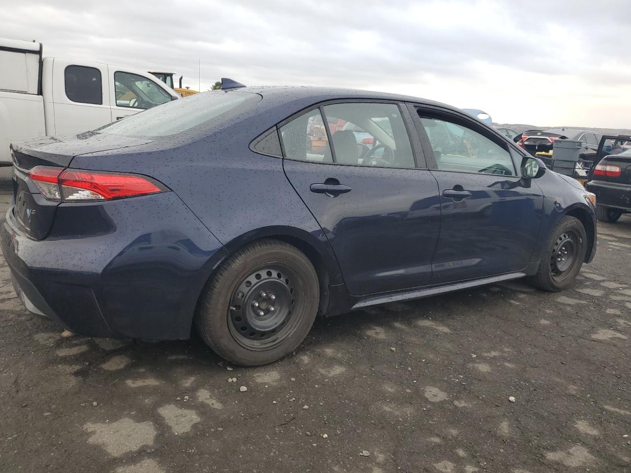 2022 Toyota Corolla Le - Фото 3