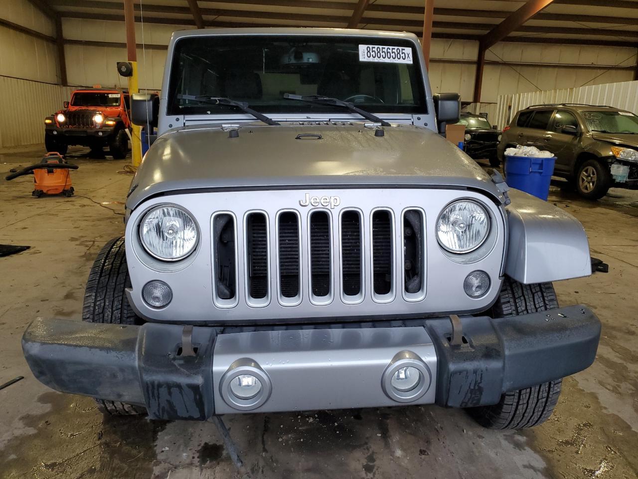 2016 Jeep Wrangler Unlimited Sahara - Image 5