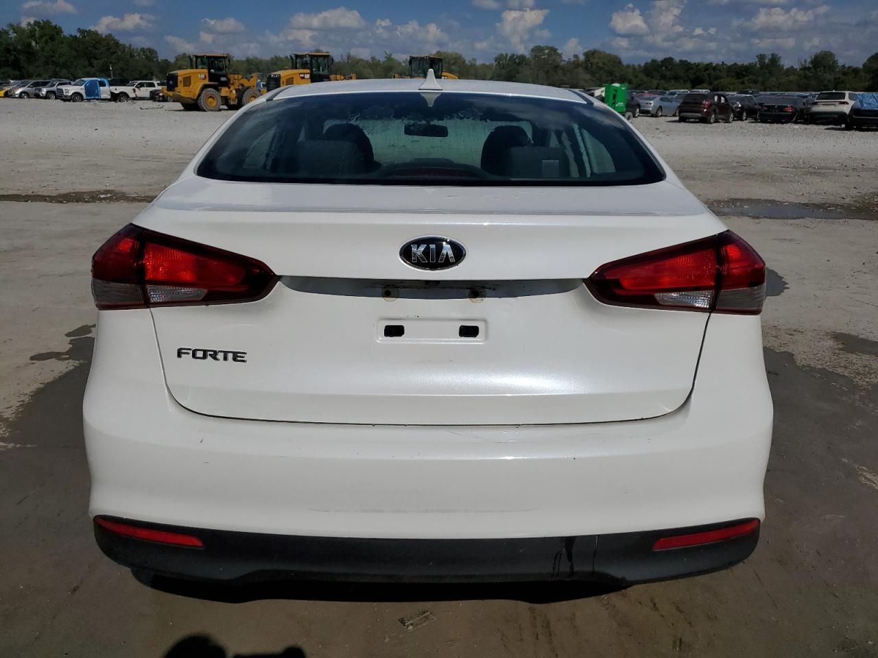 2017 Kia Forte Lx - Image 6