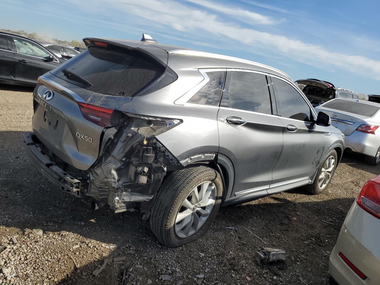 2019 Infiniti Qx50 Essential - Фото 3