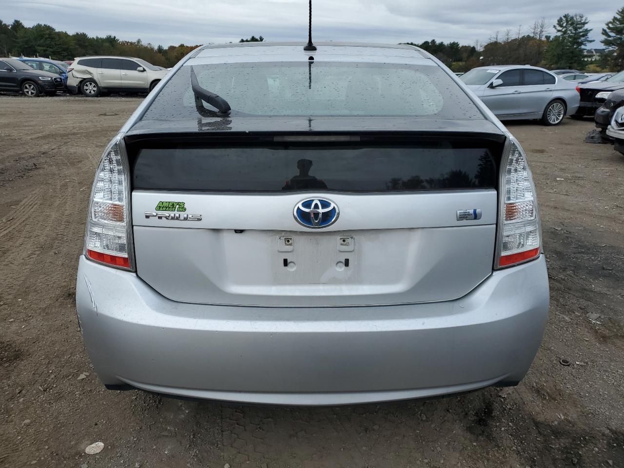 2011 Toyota Prius - Фото 6
