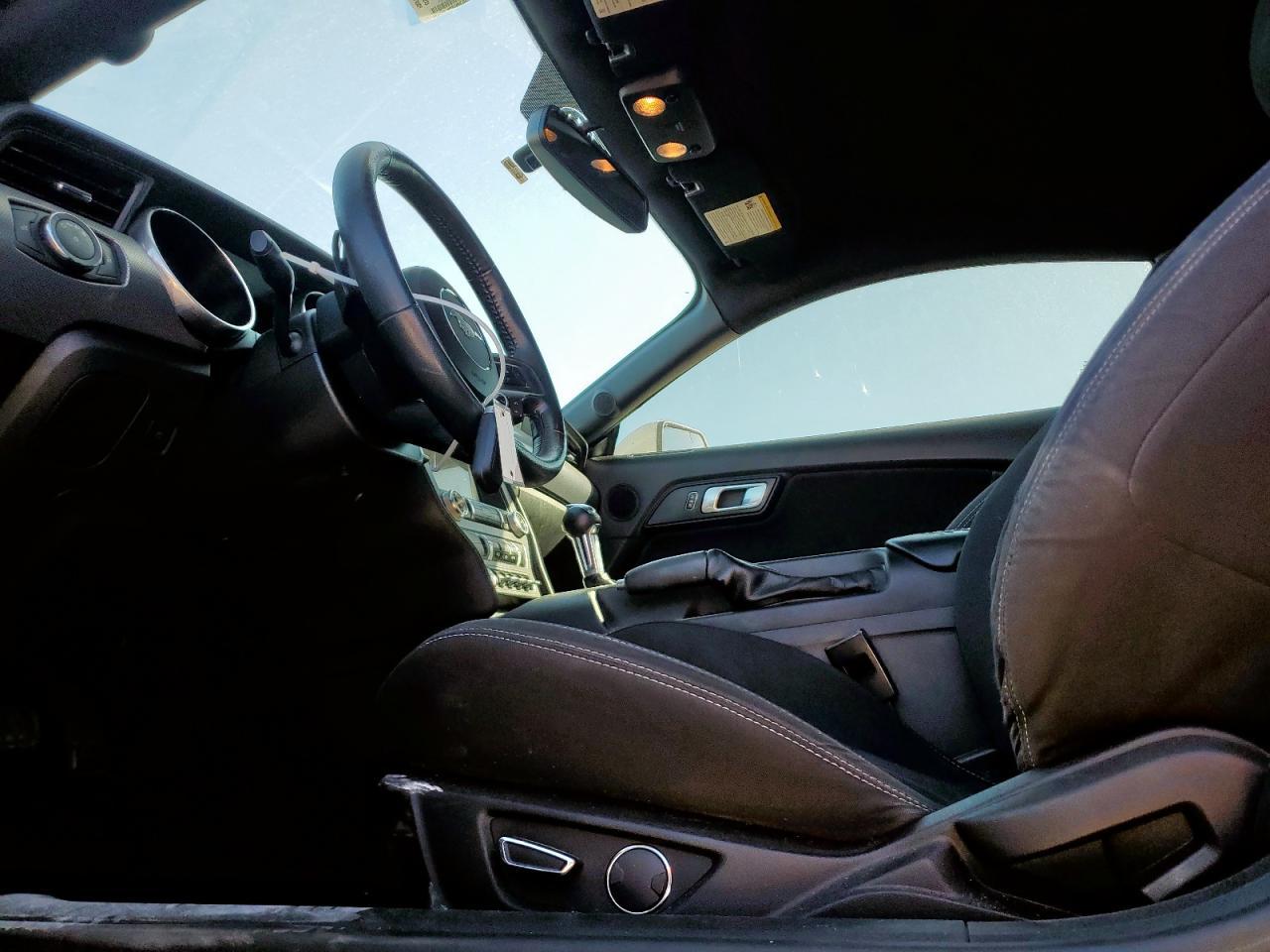 2019 Ford Mustang - Фото 7