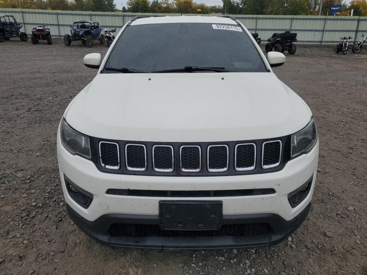 2019 Jeep Compass Latitude - Image 5