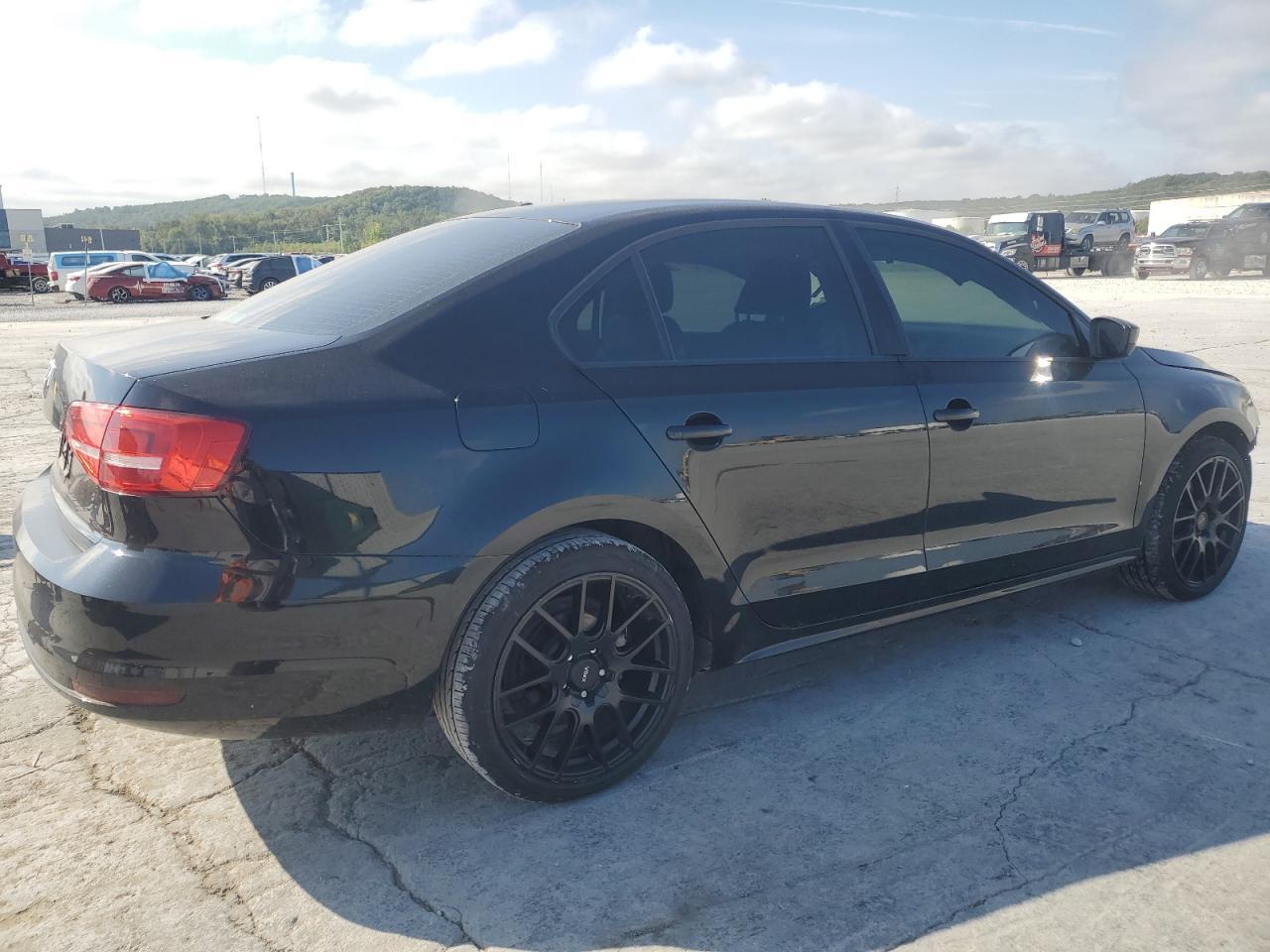 2015 Volkswagen Jetta Base - Фото 3