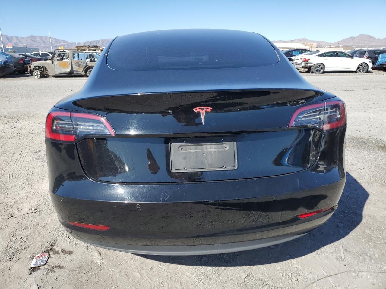 2022 Tesla Model 3 - Image 6