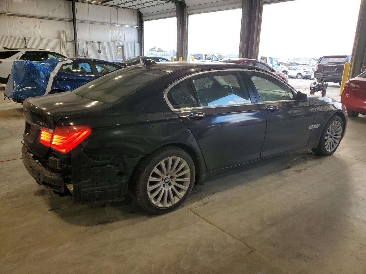 2010 BMW 750 Li xDrive - Фото 3