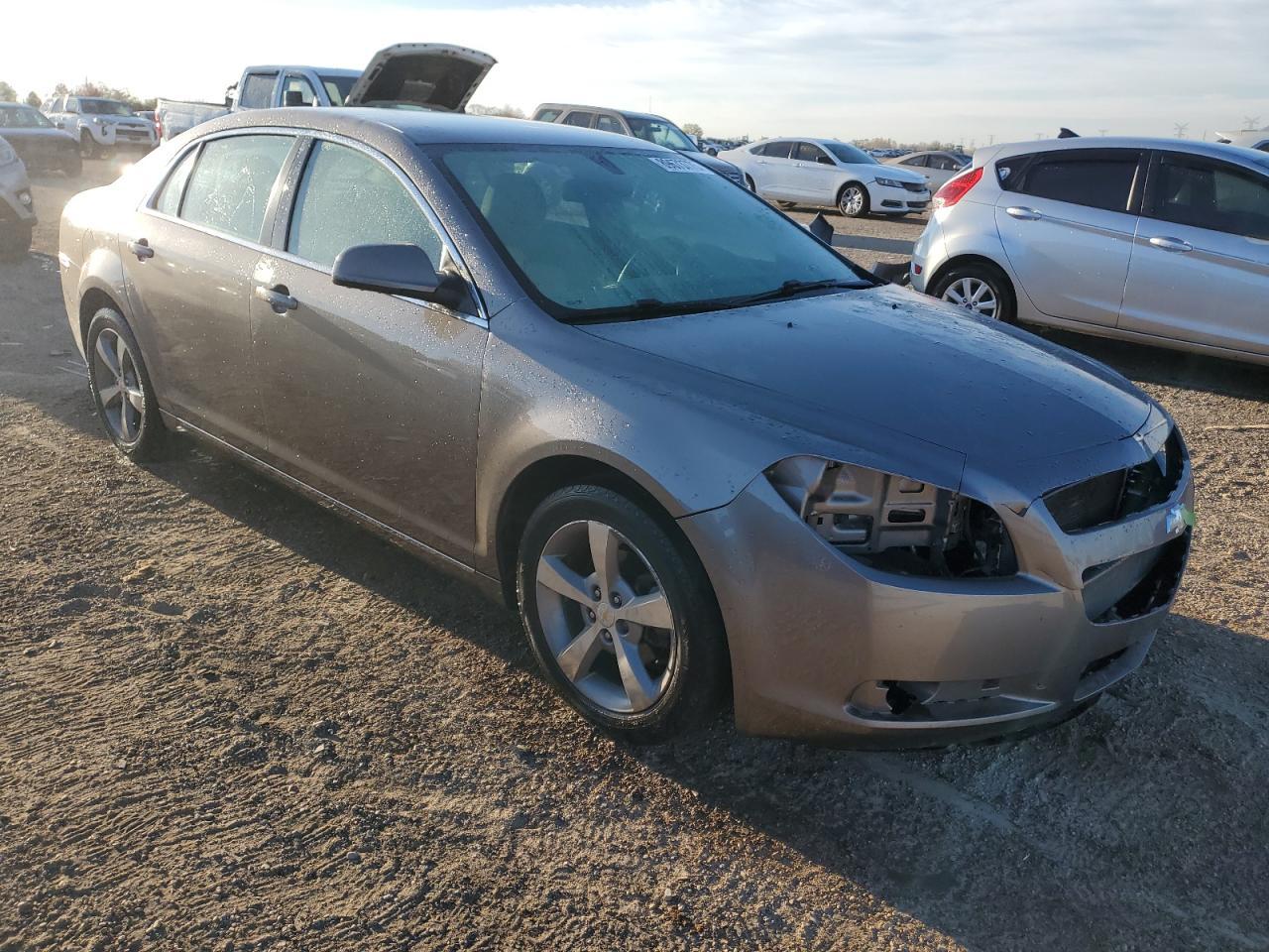 2011 Chevrolet Malibu 1Lt - Фото 4