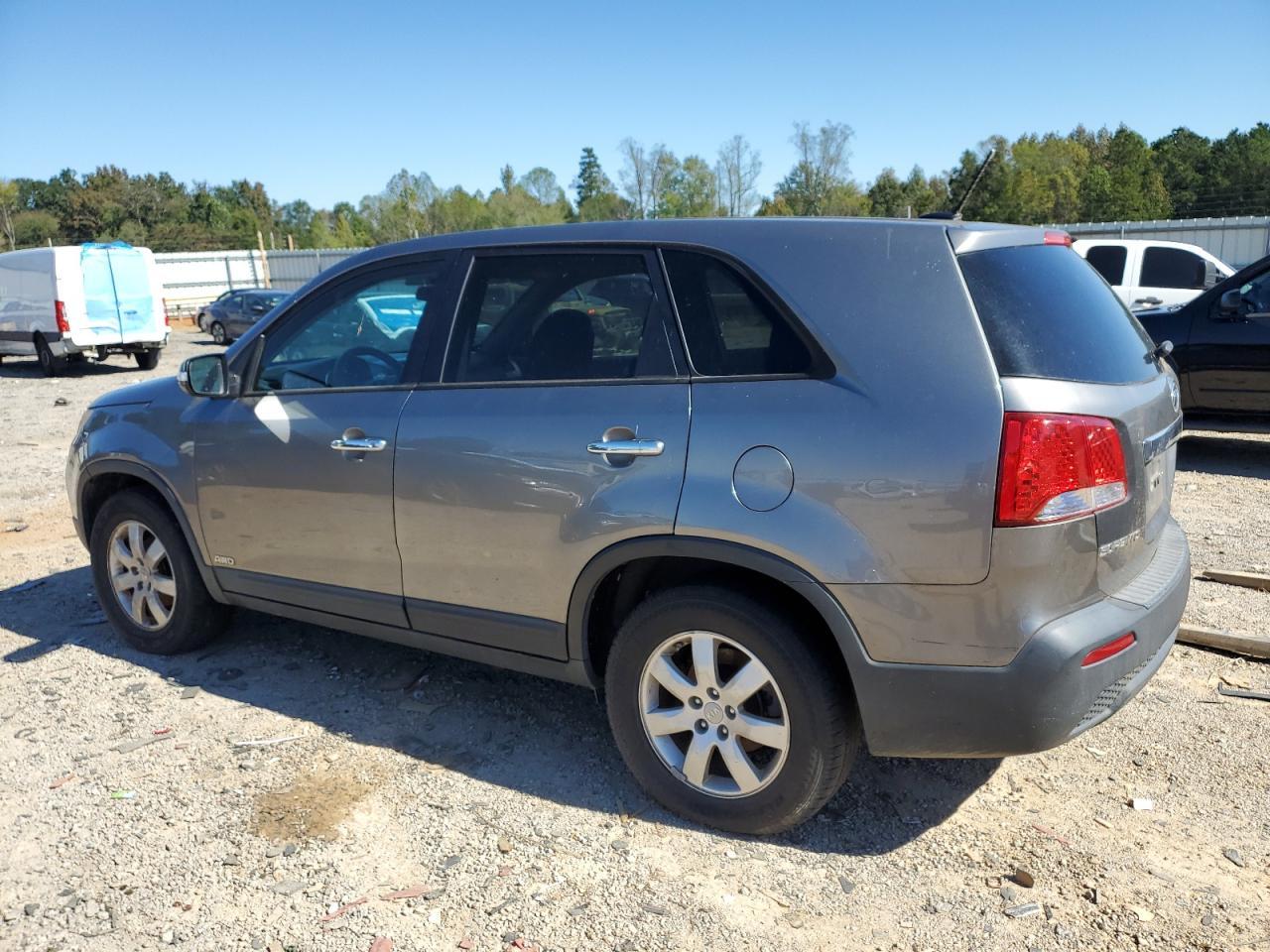 2012 Kia Sorento Base - Фото 2