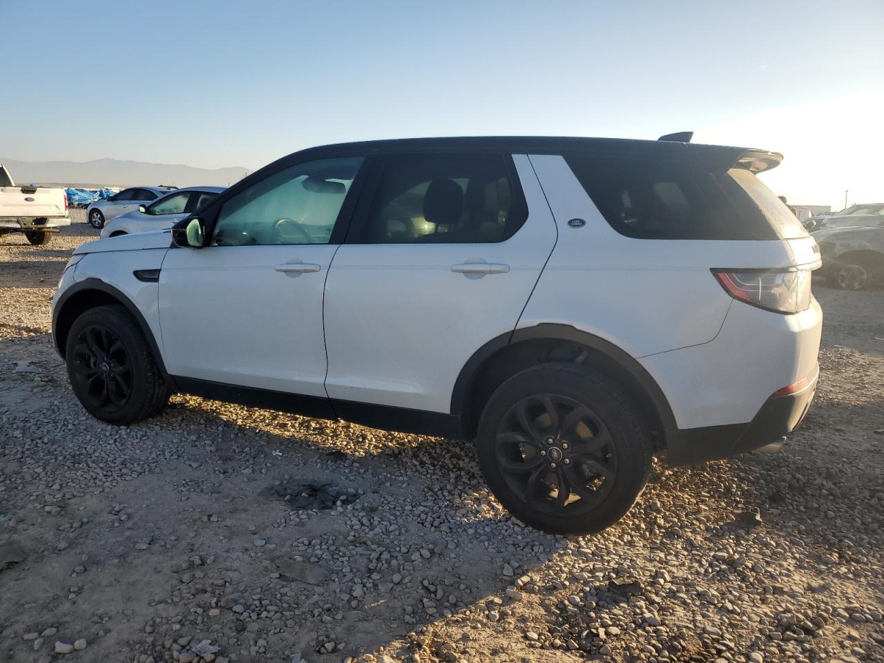 2018 Land Rover Discovery Sport Hse - Image 2