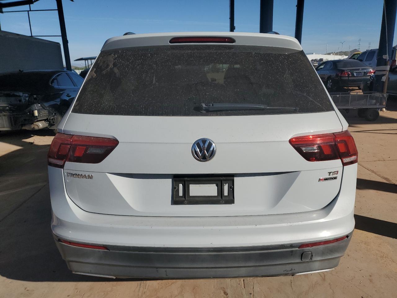 2018 Volkswagen Tiguan S - Image 6