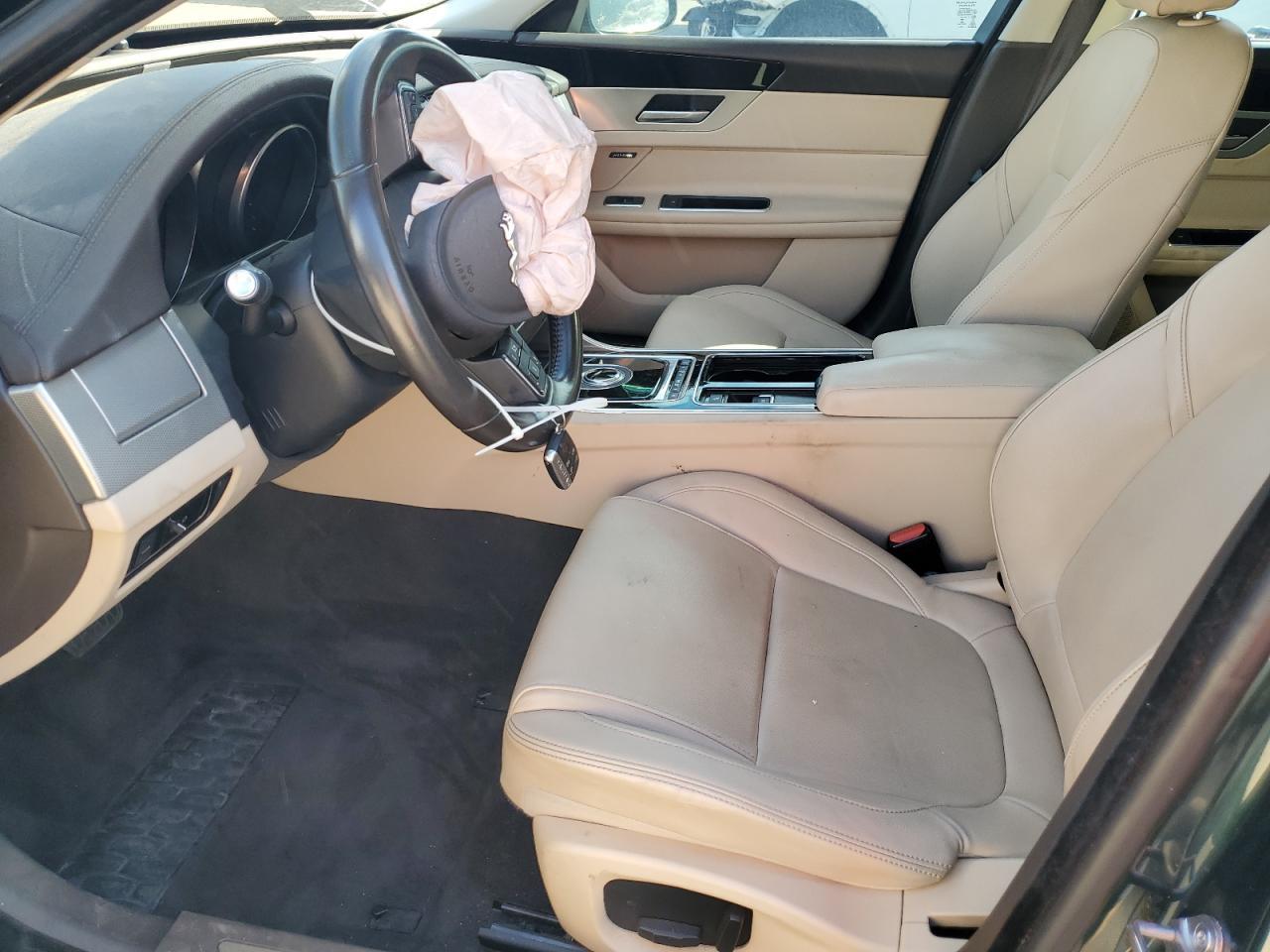 2017 Jaguar Xf Premium - Фото 7