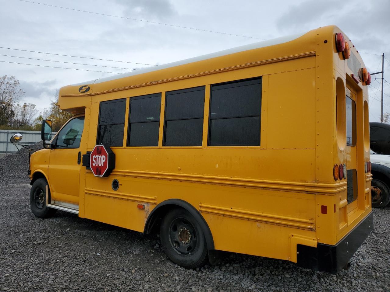 2016 Thomas Minotour G3500 - School Bus - Image 2