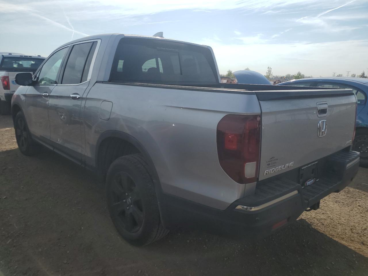 2017 Honda Ridgeline Rtl - Image 2