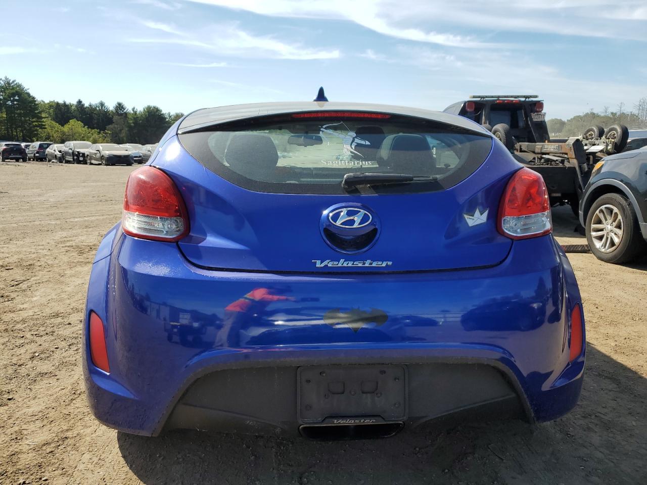 2013 Hyundai Veloster - Фото 6