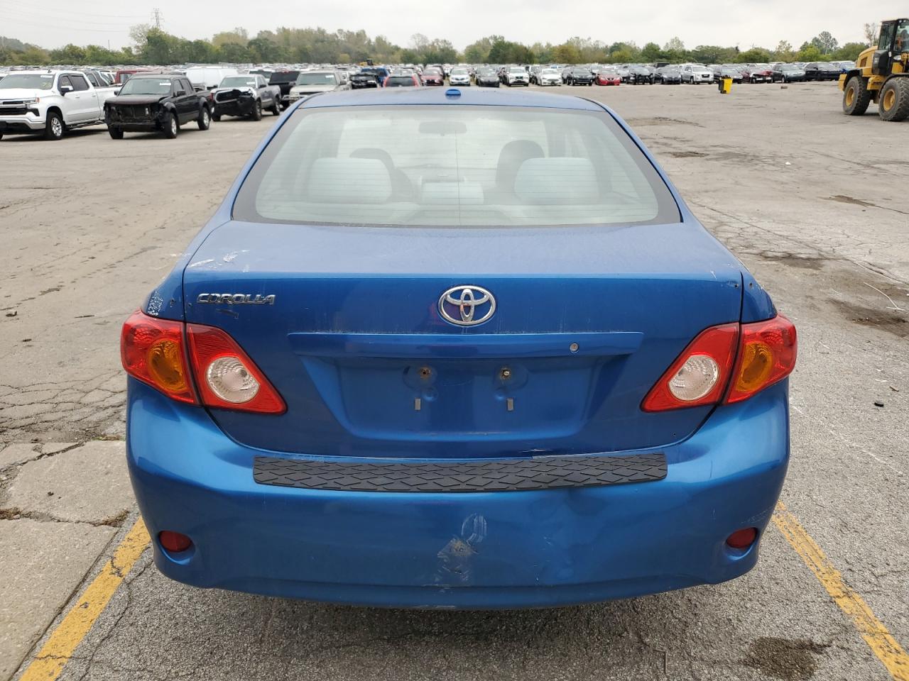 2010 Toyota Corolla Base - Фото 6