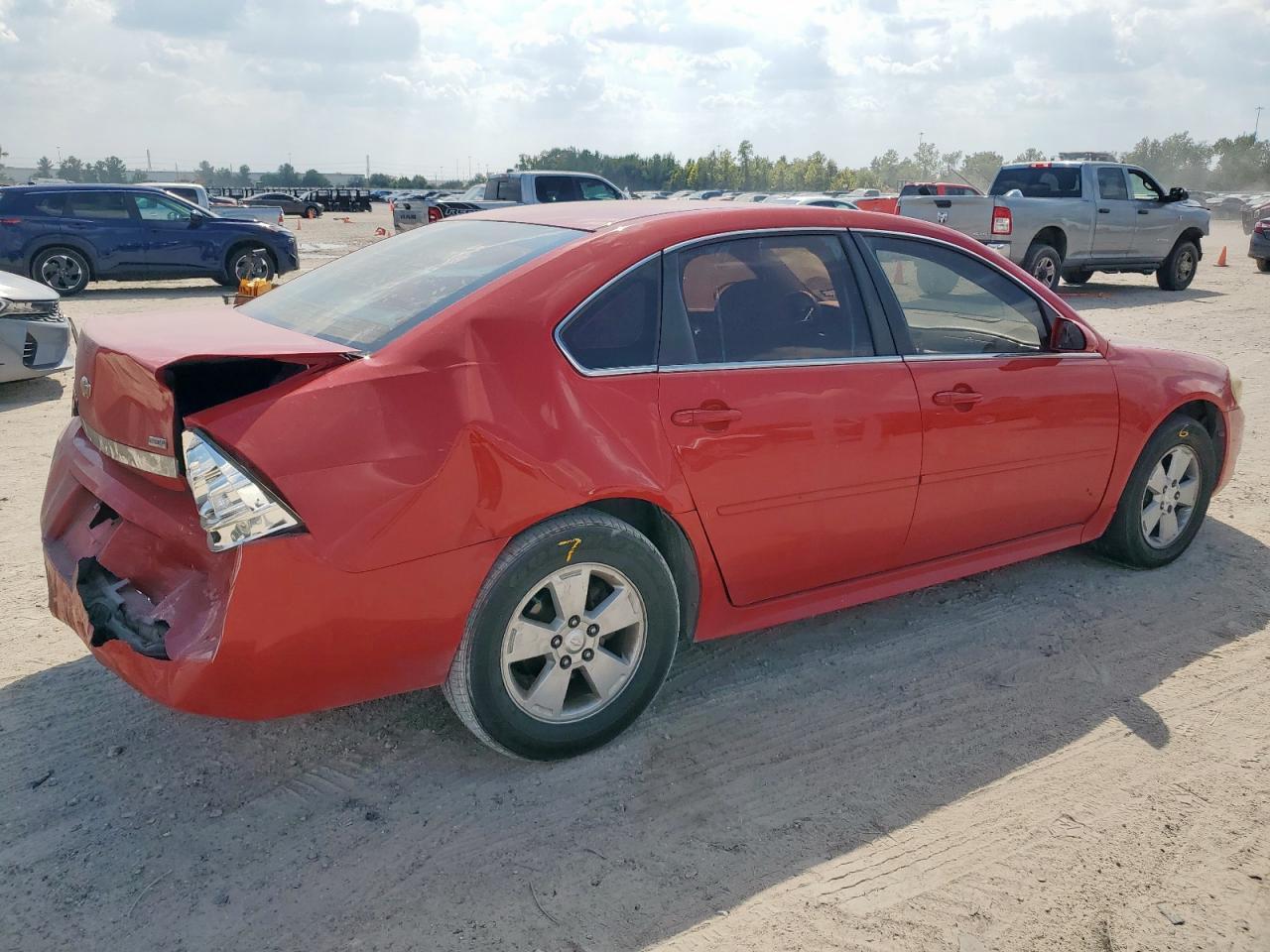 2011 Chevrolet Impala Lt - Фото 3