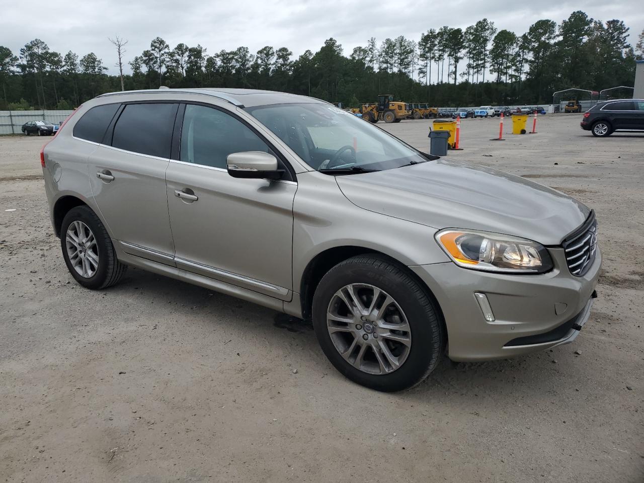 2016 Volvo Xc60 T5 Premier - Фото 4