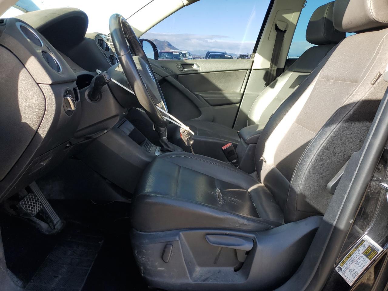 2013 Volkswagen Tiguan S - Фото 7