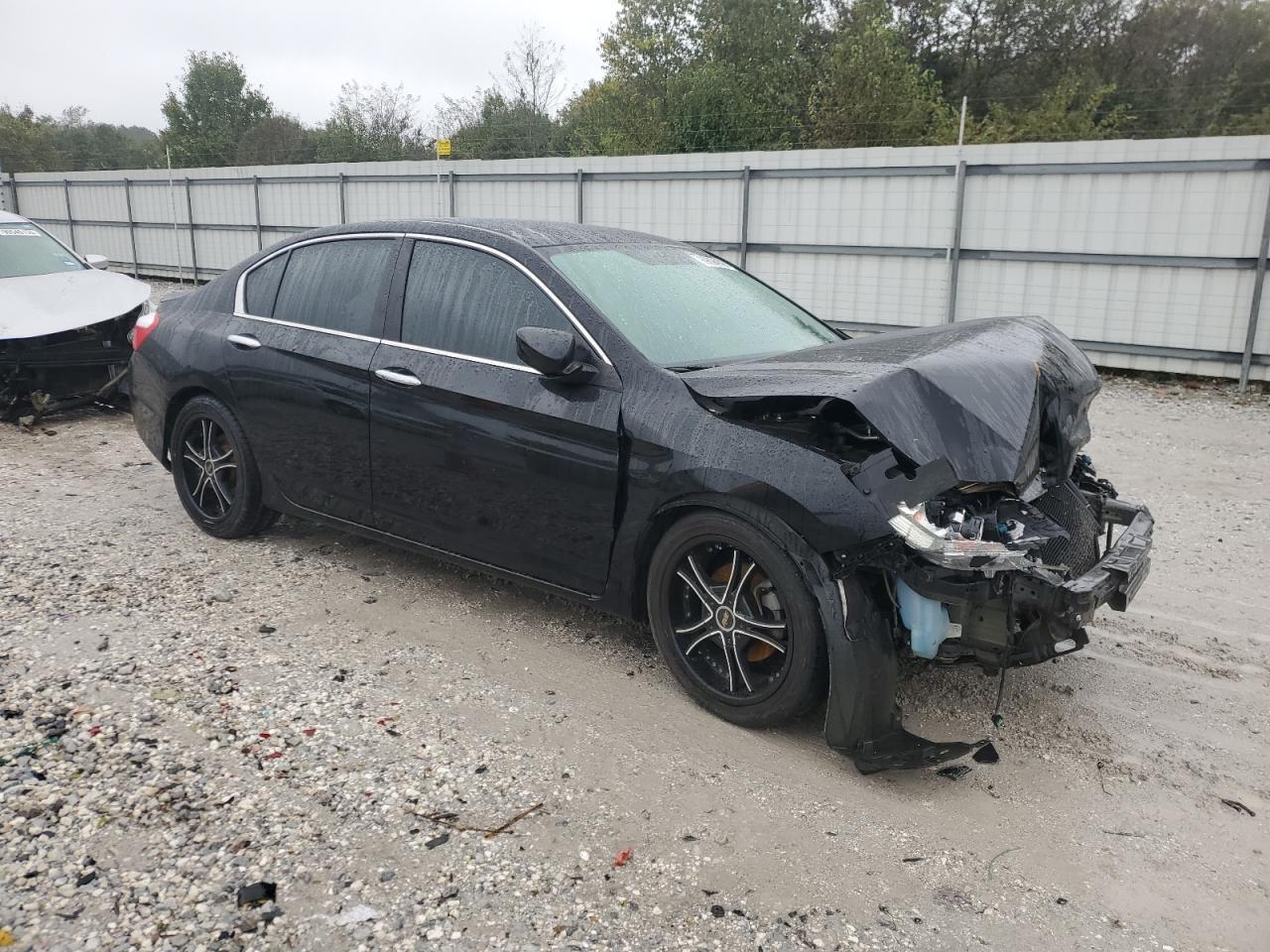 2015 Honda Accord Sport - Image 4